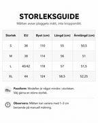 Stickad Tröja med Hjärtmönster
