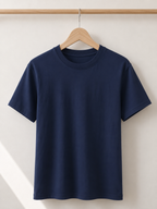 Basic T-shirt – Minimalistisk och Bekväm Vardagstopp